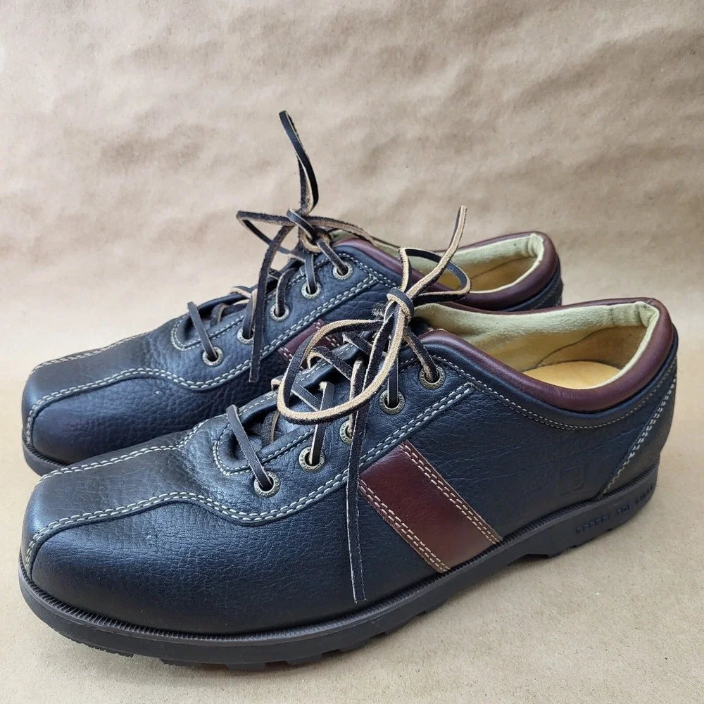 Sperry men size